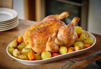 Roast chicken cooked with Roasteasy